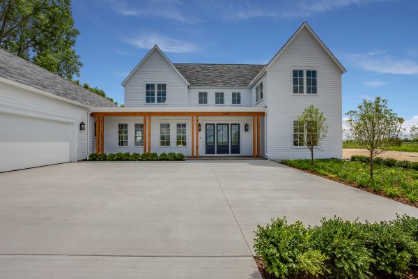 Concrete Driveway Service in Independence