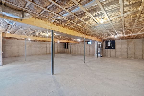 Basement Floor Installation in Independence