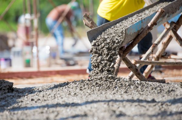 Backyard Concrete Pouring in Independence