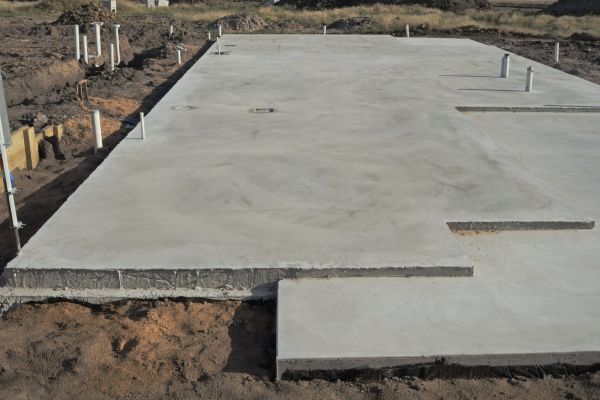 Slab Enlargement in Independence